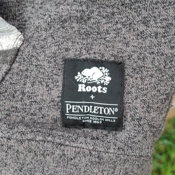 Roots + Pendleton Sweater Women's Size Small - Picture 3 of 8